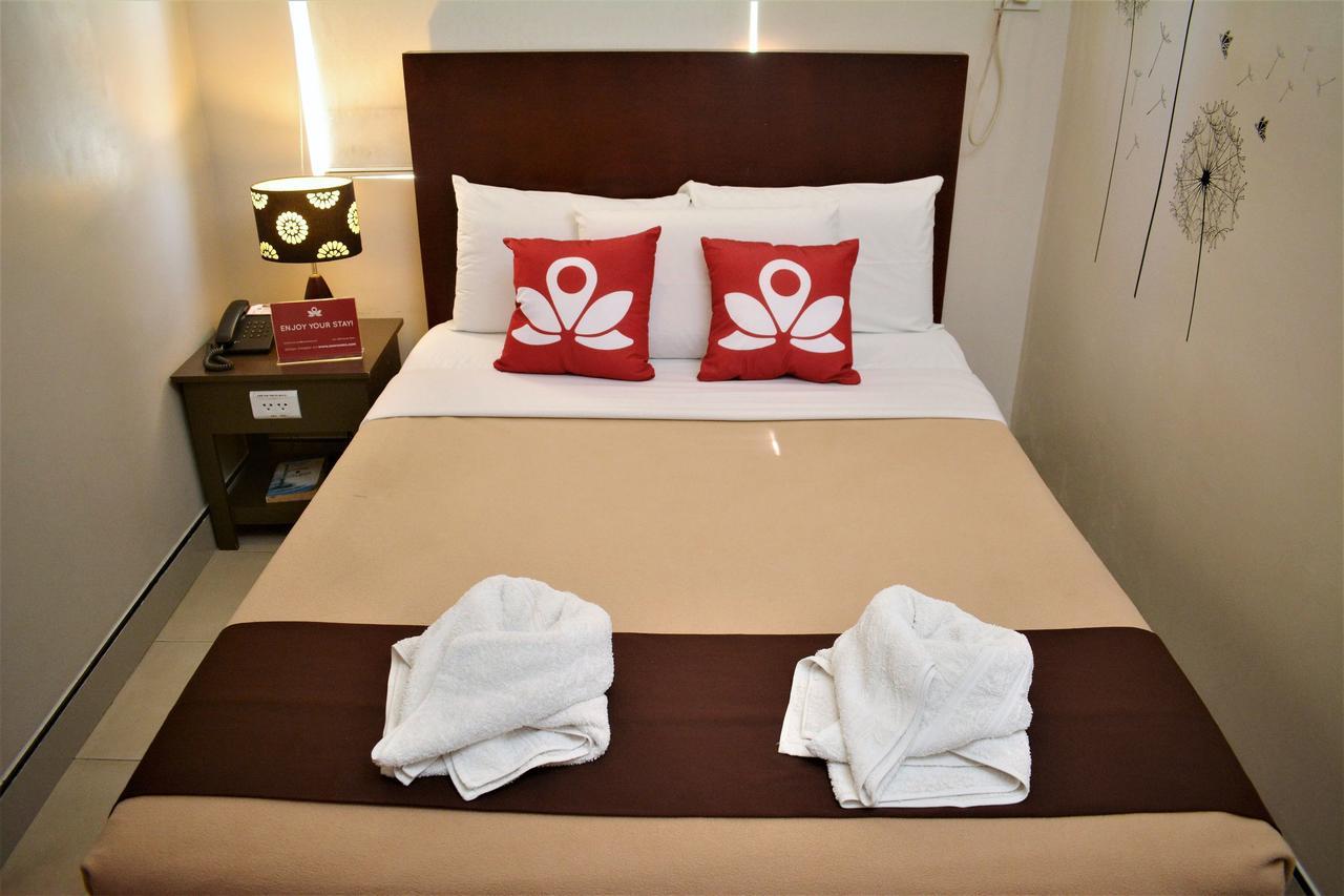 Zen Rooms Malvar Road Puerto Princesa Esterno foto
